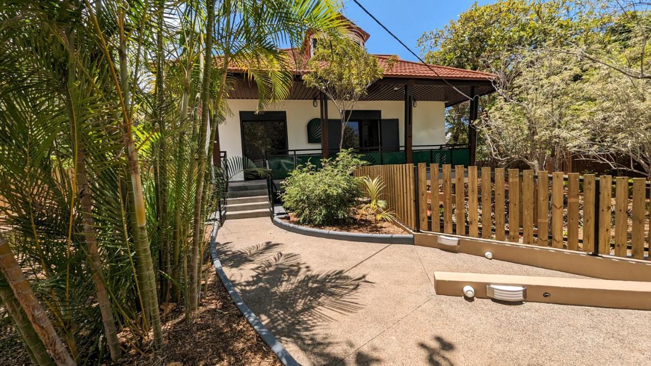 Les 3 Sables, Coco Apartment L'Etang-Sale Luaran gambar